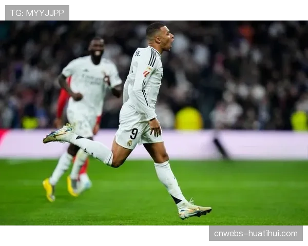 皇马1-1赫罗纳，三连败揭示最大问题，姆巴佩背锅有点牵强